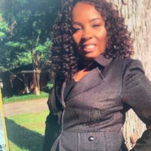 Meet your Posher, Paula